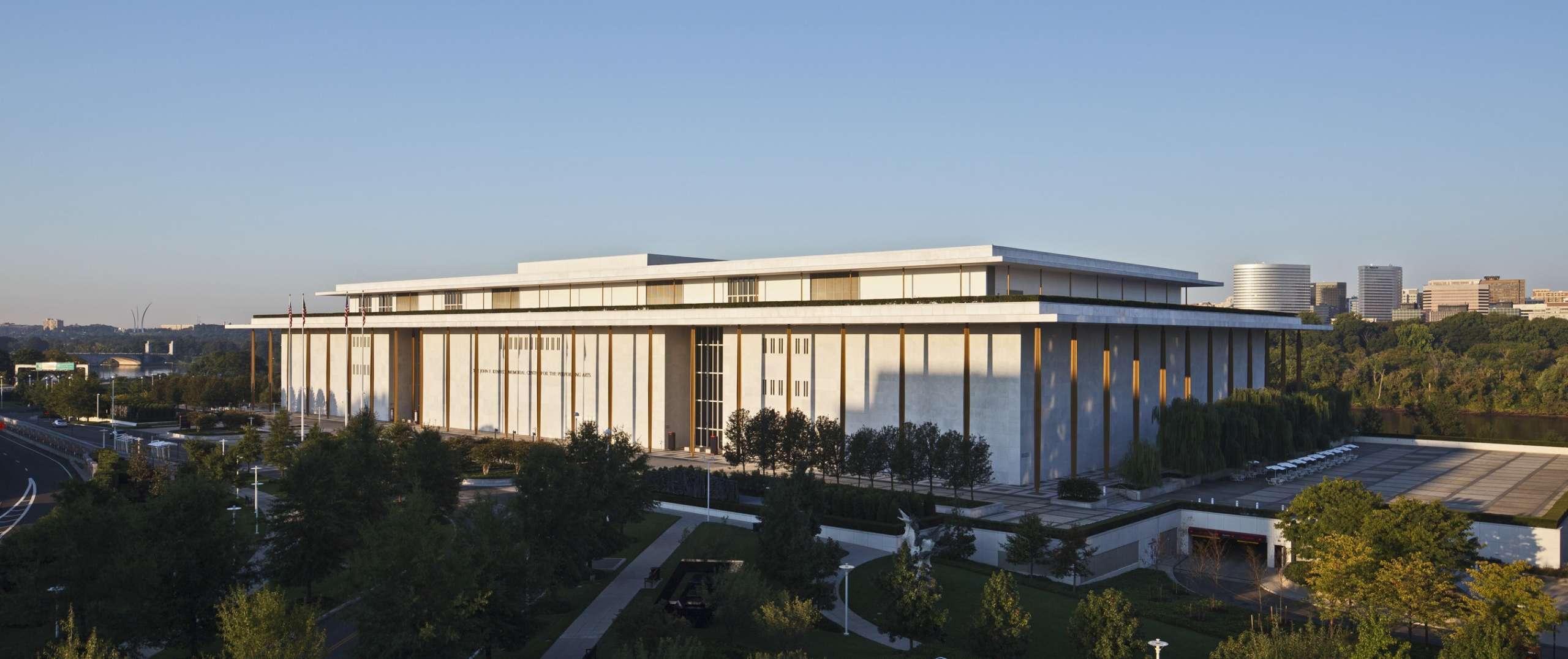 Scam: Kennedy Center Stops Paying Musicians Hours After Getting $25 Million Bailout