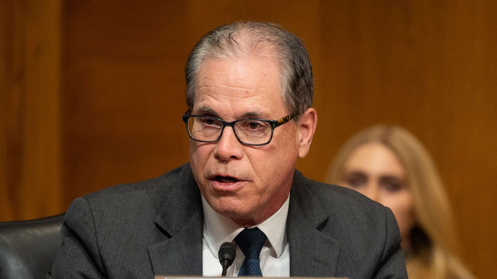It’s Happening: GOP Senator Forcing Vote To REVOKE Biden Vax Mandate!