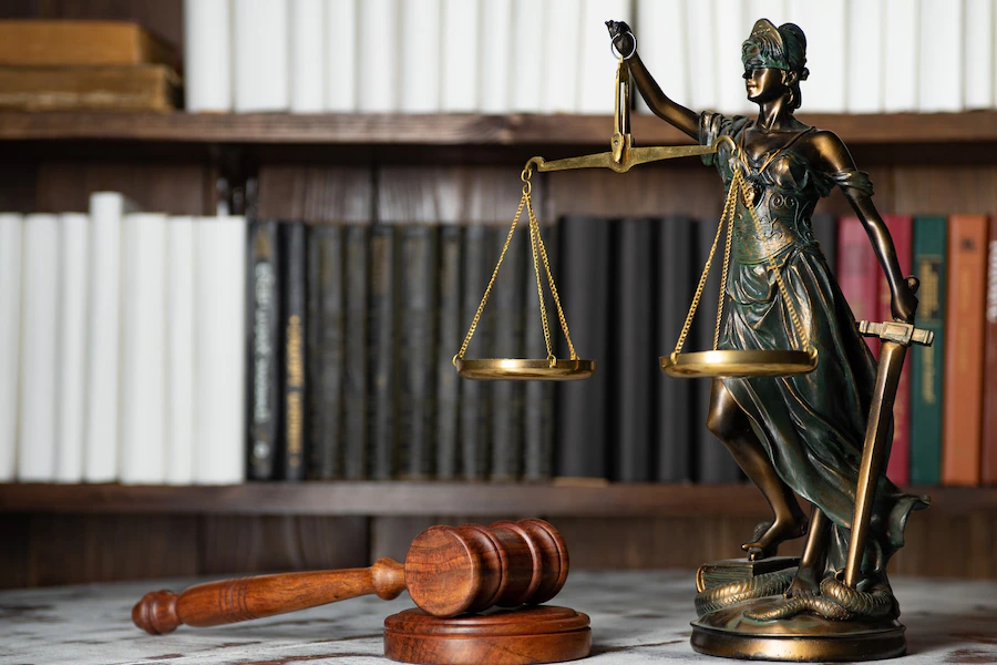 Trying to Weather the Outrage: Legislators Silent about the Bill of Rights